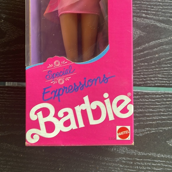 NRFB Vintage 1990 Woolworth’s Special Edition ~ Special Expressions Barbie 🌸 - Picture 4 of 11